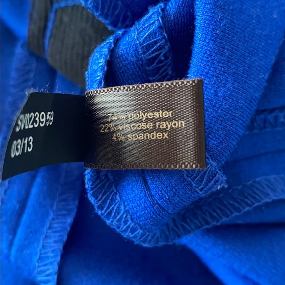 The limited blue pencil skirt with gold buttons - Picture 15 of 15